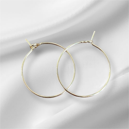 Petites créoles dorées (2 cm)