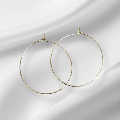 Grandes créoles dorées (3,5 cm)