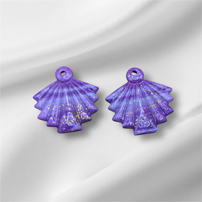 Azurine avec créoles