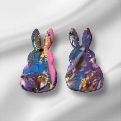 🐰 avec créoles fines noires