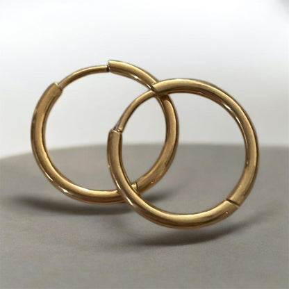 Capucine avec créoles